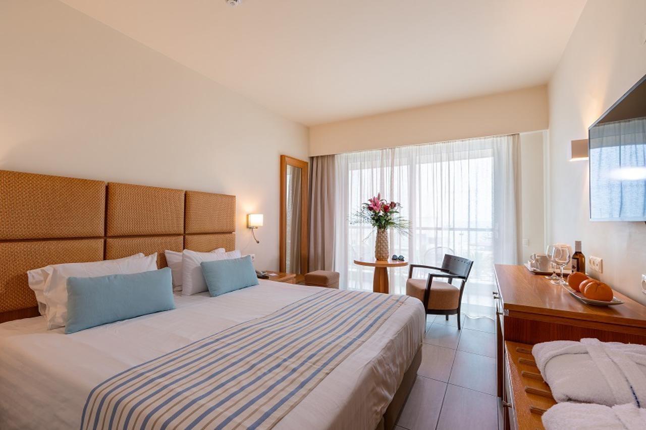 Minos Hotel Resmo Dış mekan fotoğraf