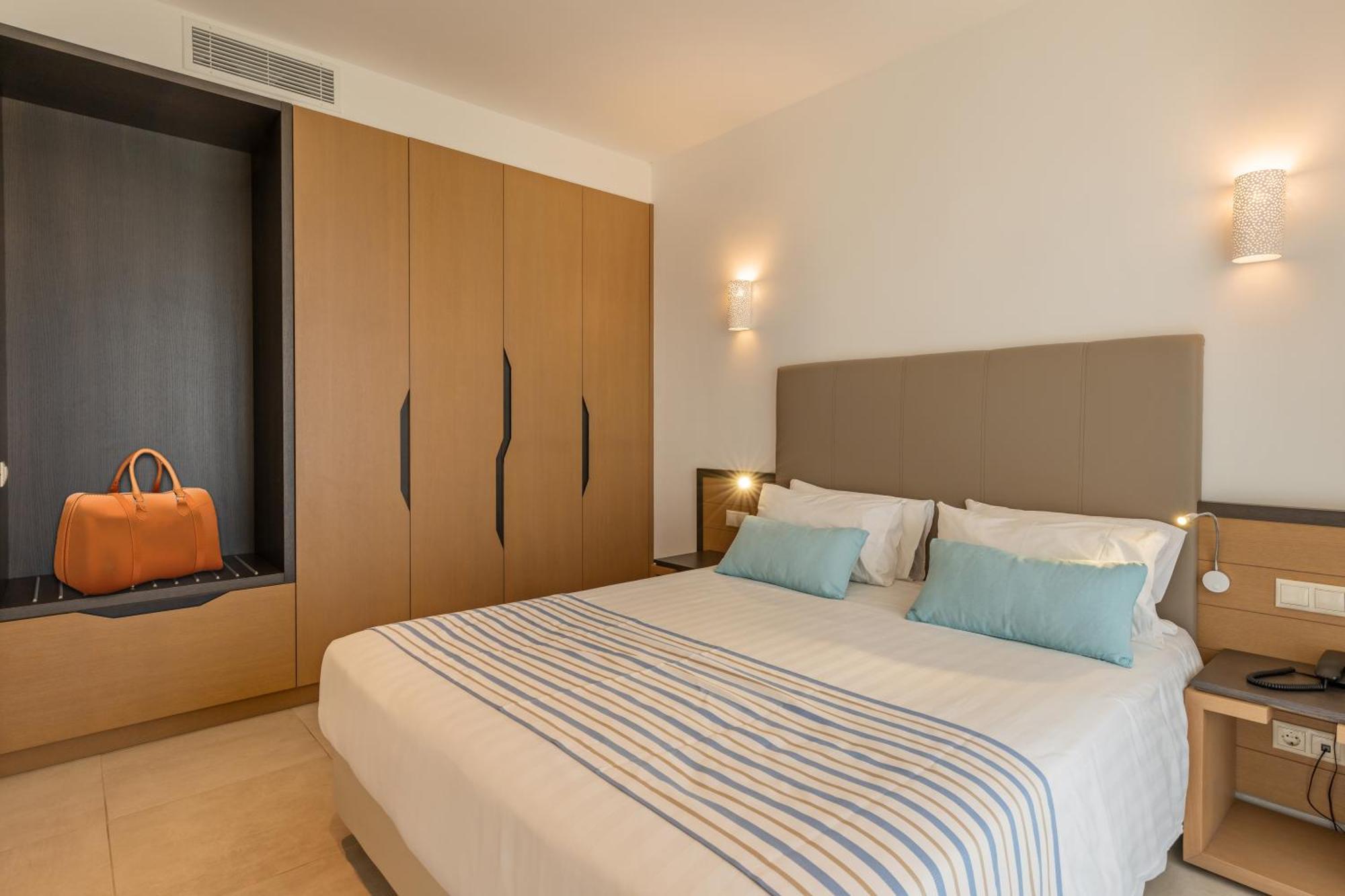 Minos Hotel Resmo Dış mekan fotoğraf