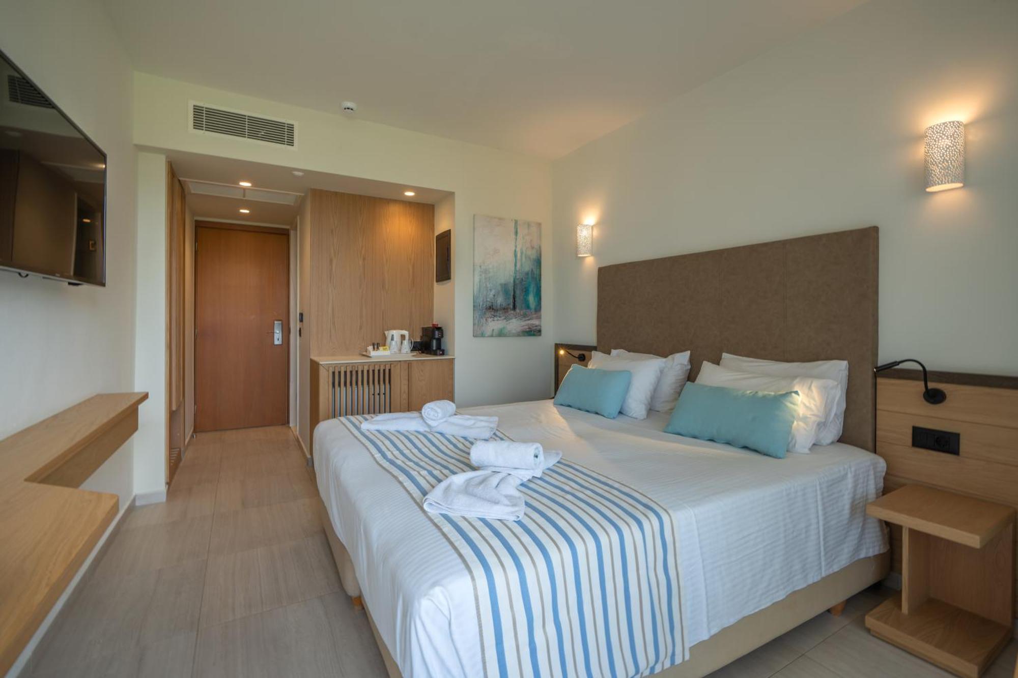 Minos Hotel Resmo Dış mekan fotoğraf